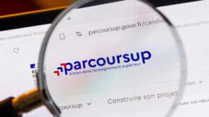 s'inscrire parcoursup 2 ans apres le bac