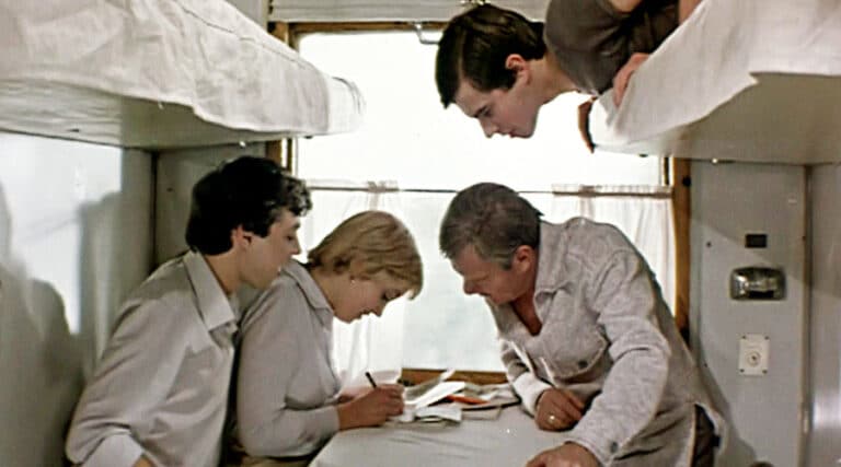 Le passif en russe : formes impersonnelles, constructions avec быть et стать