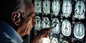 Le vieillissement du cerveau : que se passe-t-il avec l’âge ?