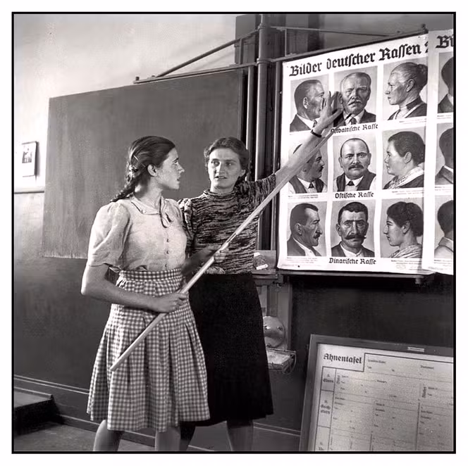 L’école comme outil de fabrique de l’opinion publique