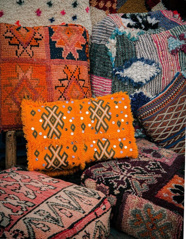 Les structures comparatives et superlatives en arabe : règles et exemples