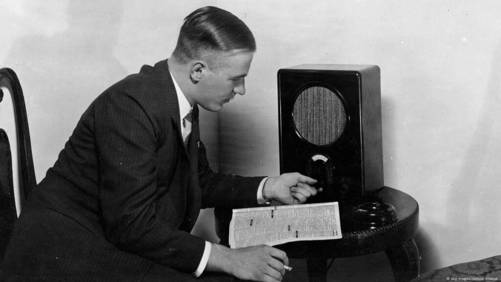 La radio : un média ancien, un pouvoir toujours actuel ?