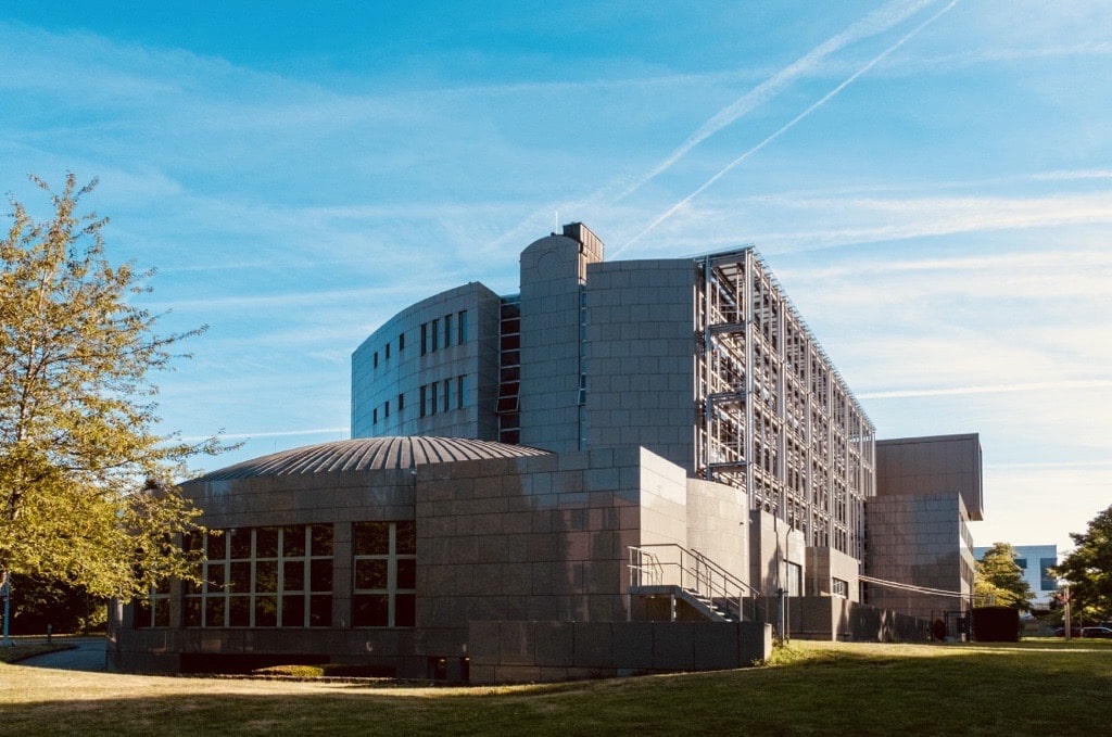 essca campus Luxembourg